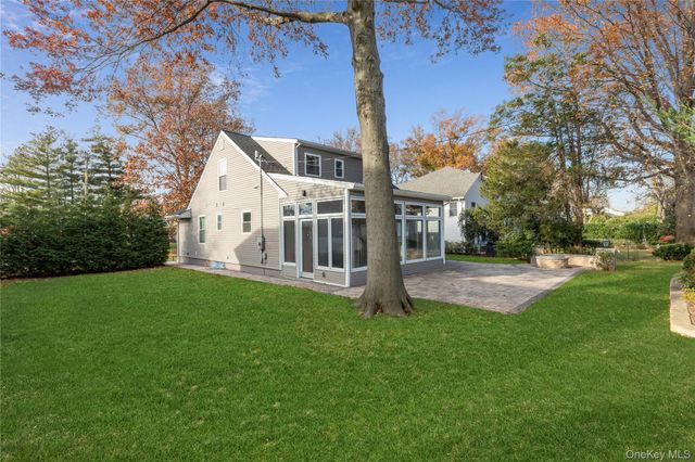 105 Jefferson Street, Garden City, NY 11530