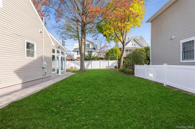 105 Jefferson Street, Garden City, NY 11530