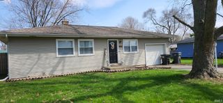 1022 Fieldhouse Avenue, Elkhart, IN 46516