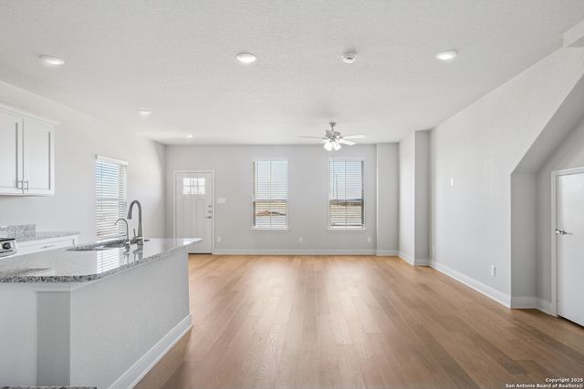 7127 Magnolia Creek, San Antonio, TX 78252