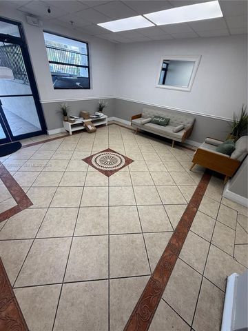 6937 Bay Drive, Miami Beach, FL 33141