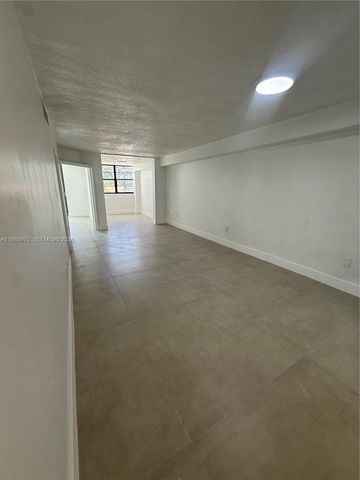 6937 Bay Drive, Miami Beach, FL 33141
