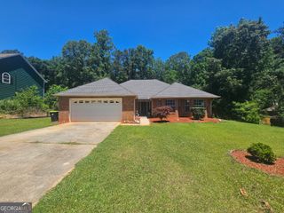 212 Hunting Court, Jonesboro, GA 30236