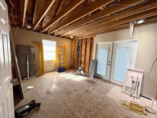 2300 S Brown Avenue, Bloomington, IN 47403