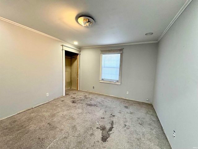 2300 S Brown Avenue, Bloomington, IN 47403