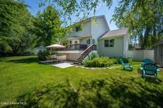 687 E ROUND UP CIR, Hayden, ID 83835
