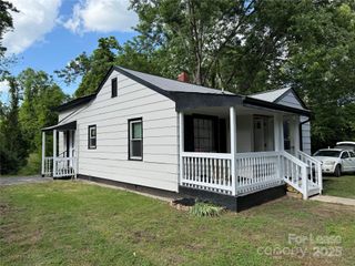 2126 W 6th Avenue, Gastonia, NC 28052