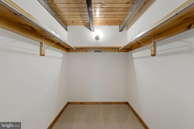 210 RESH RD, Reinholds, PA 17569