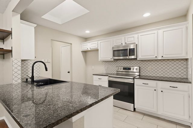 6804 Richfield Drive, North Richland Hills, TX 76182