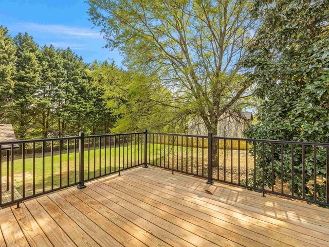 100 Brandon Drive, Spartanburg, SC 29303