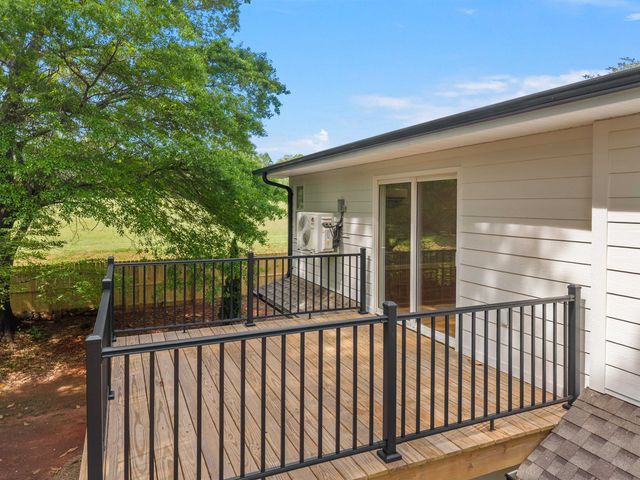 100 Brandon Drive, Spartanburg, SC 29303
