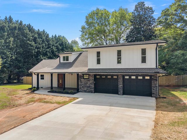 100 Brandon Drive, Spartanburg, SC 29303