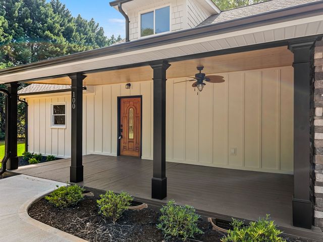 100 Brandon Drive, Spartanburg, SC 29303