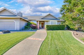240 Silver Creek Cir, Santa Rosa, CA 95409