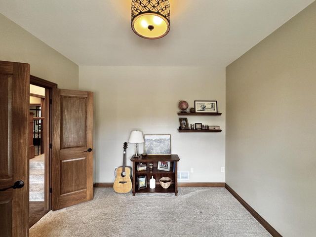 N62W28550 Rybeck ROAD, Hartland, WI 53029