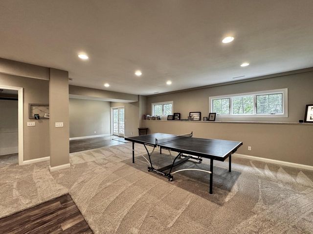N62W28550 Rybeck ROAD, Hartland, WI 53029