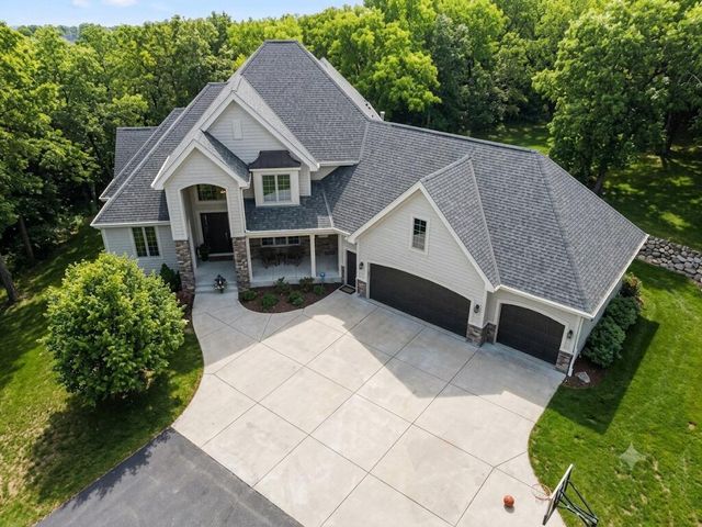 N62W28550 Rybeck ROAD, Hartland, WI 53029