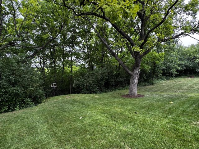 N62W28550 Rybeck ROAD, Hartland, WI 53029