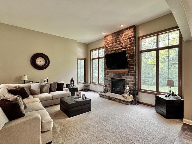 N62W28550 Rybeck ROAD, Hartland, WI 53029
