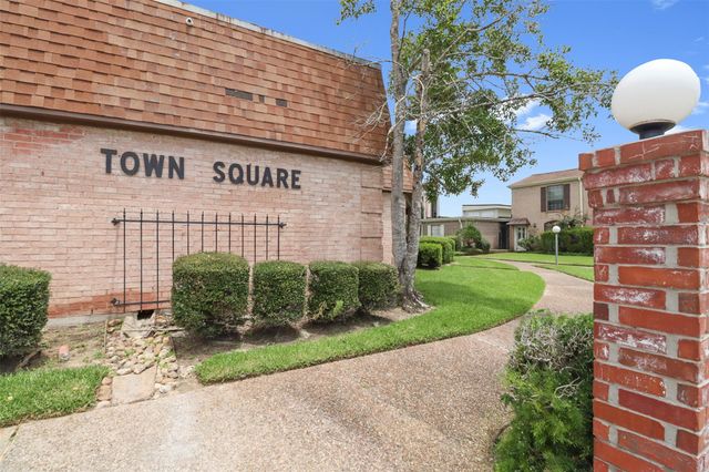 1304 Ward Road 5, Baytown, TX 77520