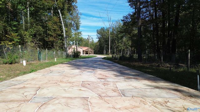 3899 Hidden Cove Drive, Cedar Bluff, AL 35959