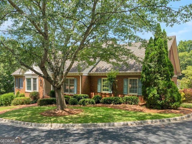 6 Downshire Lane, Decatur, GA 30033