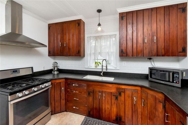 270 Del Barco Drive, Mobile, AL 36607