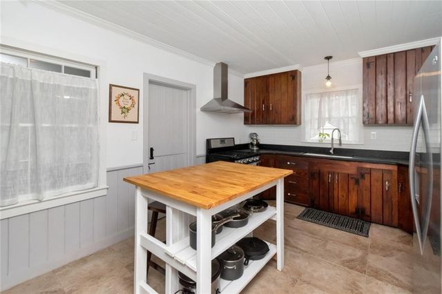 270 Del Barco Drive, Mobile, AL 36607