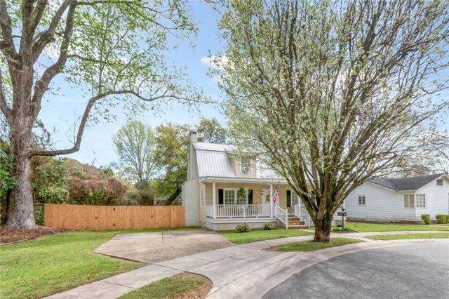 270 Del Barco Drive, Mobile, AL 36607