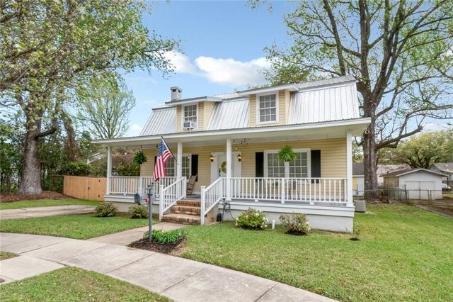 270 Del Barco Drive, Mobile, AL 36607