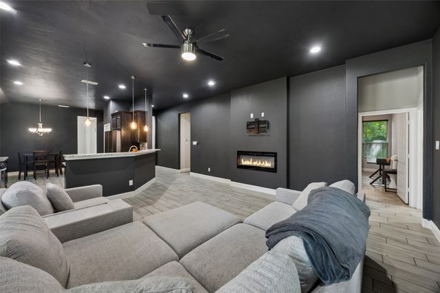 4030 Gilmore Street, Fort Worth, TX 76111