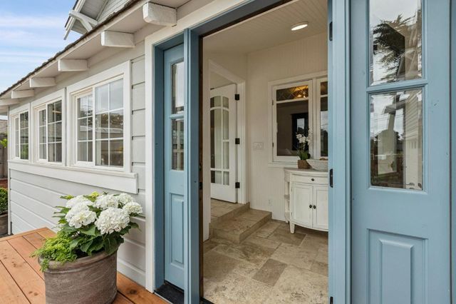 140 Wienke Way, Moss Beach, CA 94038