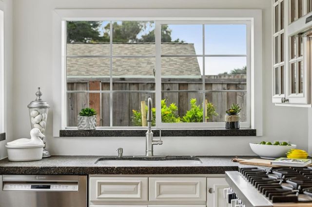 140 Wienke Way, Moss Beach, CA 94038