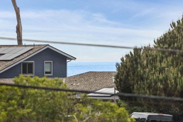 140 Wienke Way, Moss Beach, CA 94038