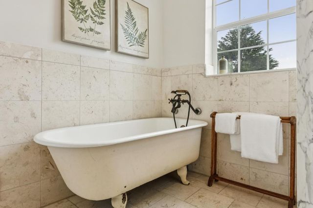 140 Wienke Way, Moss Beach, CA 94038