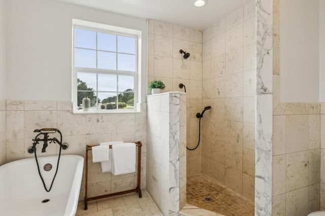 140 Wienke Way, Moss Beach, CA 94038