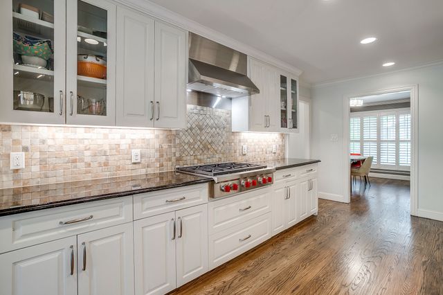 10739 Saint Lazare Drive, Dallas, TX 75229