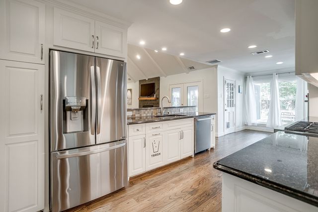 10739 Saint Lazare Drive, Dallas, TX 75229