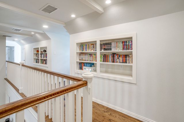 10739 Saint Lazare Drive, Dallas, TX 75229