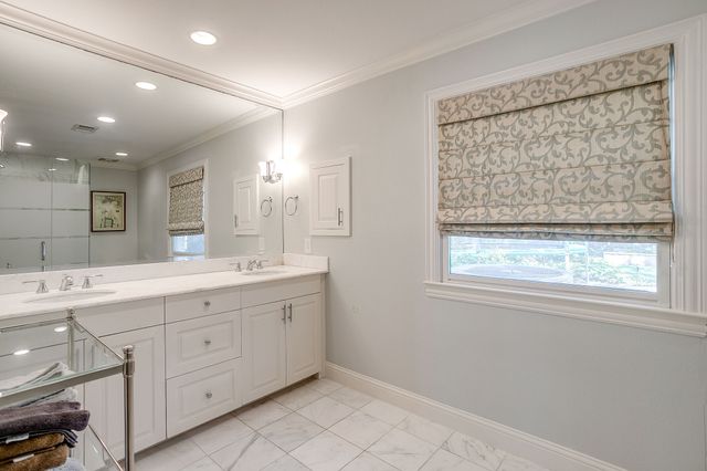 10739 Saint Lazare Drive, Dallas, TX 75229