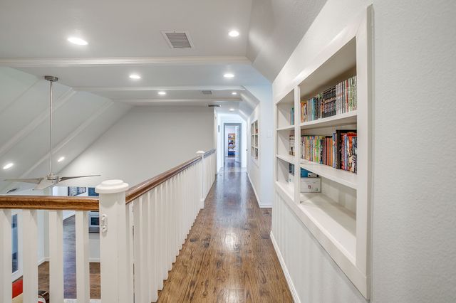 10739 Saint Lazare Drive, Dallas, TX 75229