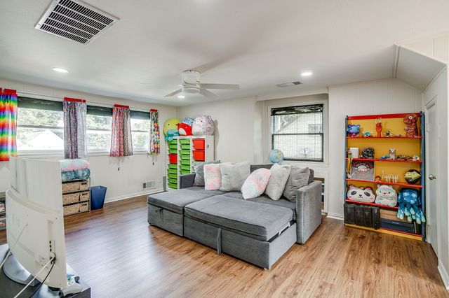 10739 Saint Lazare Drive, Dallas, TX 75229