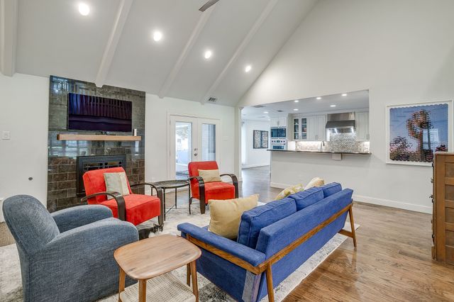 10739 Saint Lazare Drive, Dallas, TX 75229