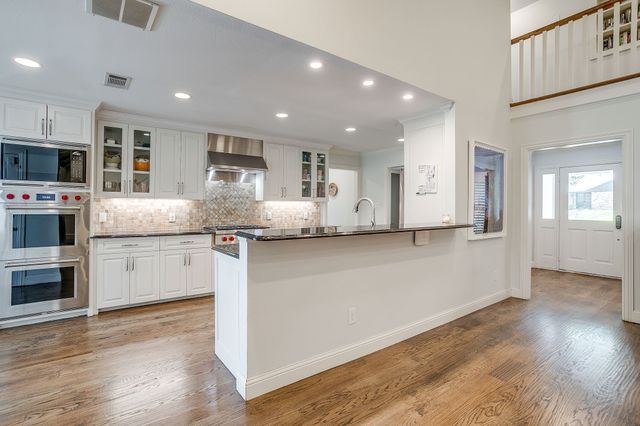 10739 Saint Lazare Drive, Dallas, TX 75229