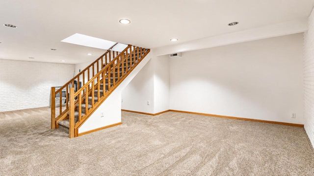 28720 Sunflower LANE, Waterford, WI 53185