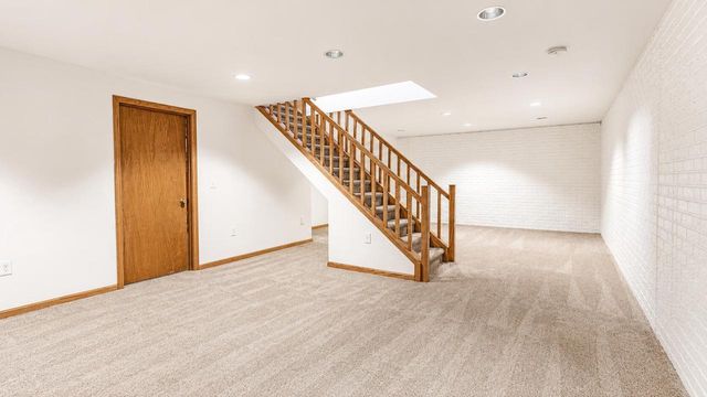 28720 Sunflower LANE, Waterford, WI 53185
