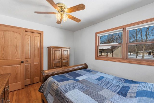 1608 Menomonee AVENUE, South Milwaukee, WI 53172