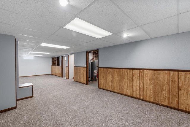 1608 Menomonee AVENUE, South Milwaukee, WI 53172