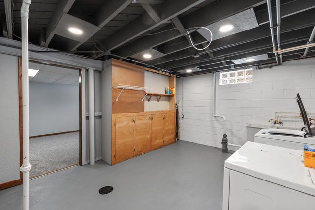 1608 Menomonee AVENUE, South Milwaukee, WI 53172