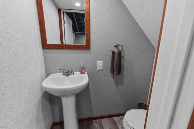 1608 Menomonee AVENUE, South Milwaukee, WI 53172